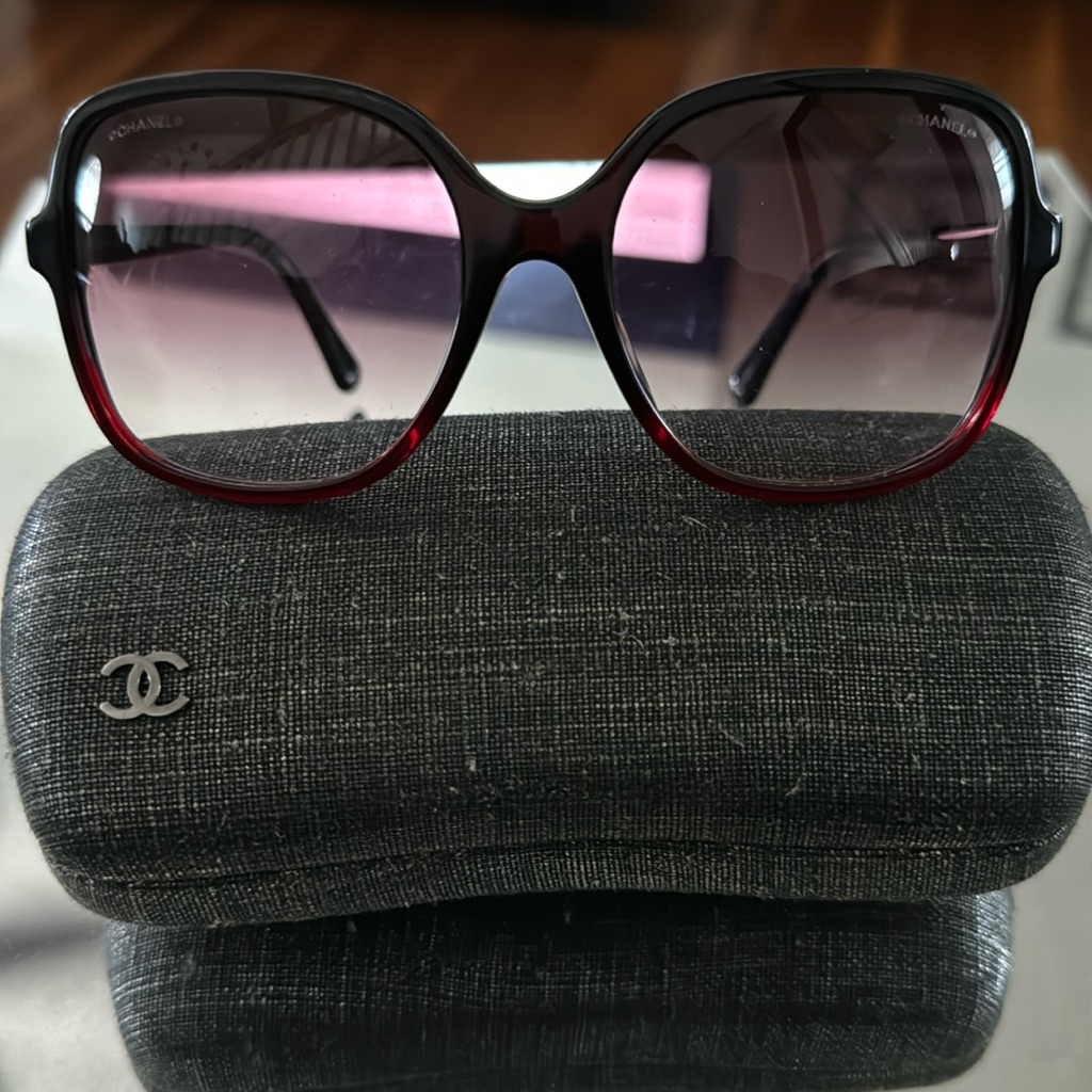 Authentic Authentic Chanel Sunglasses Authentic Authentic Chanel Sunglasses